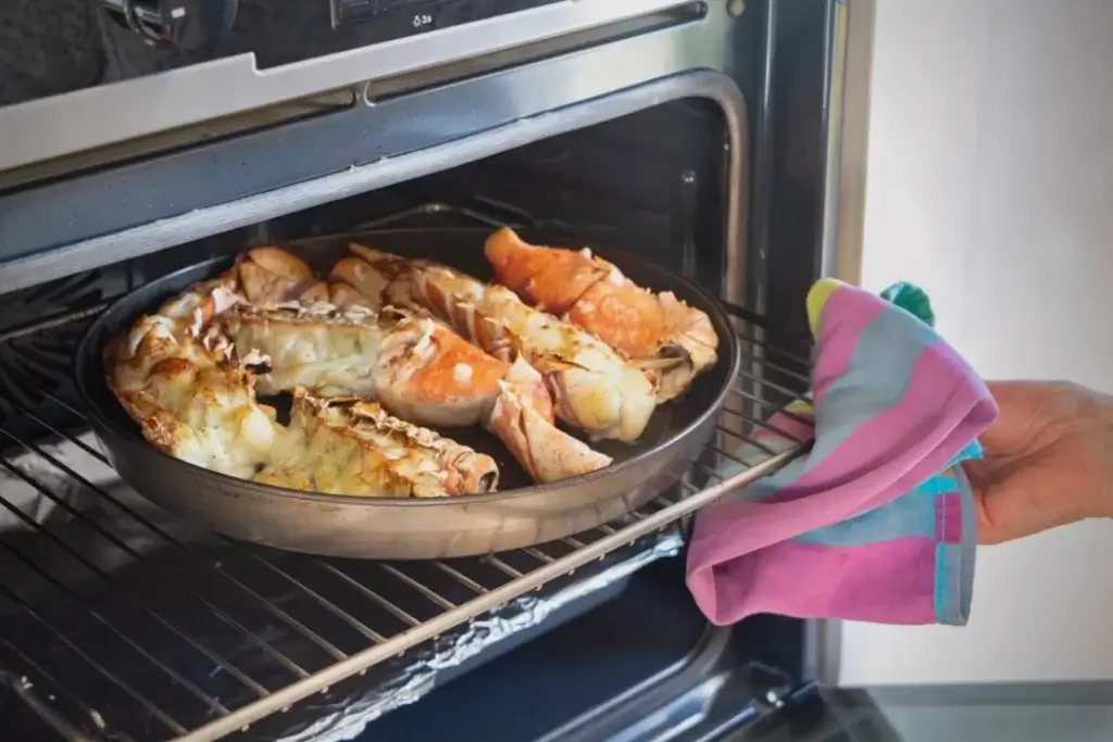 How to Reheat Lobster in the Oven