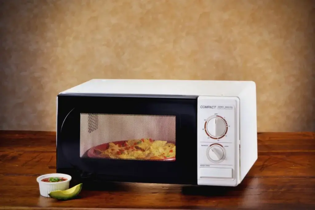 Can you Reheat Nachos in a Microwave