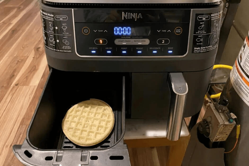 How To Cook Frozen Waffles? [4 Easy Methods]